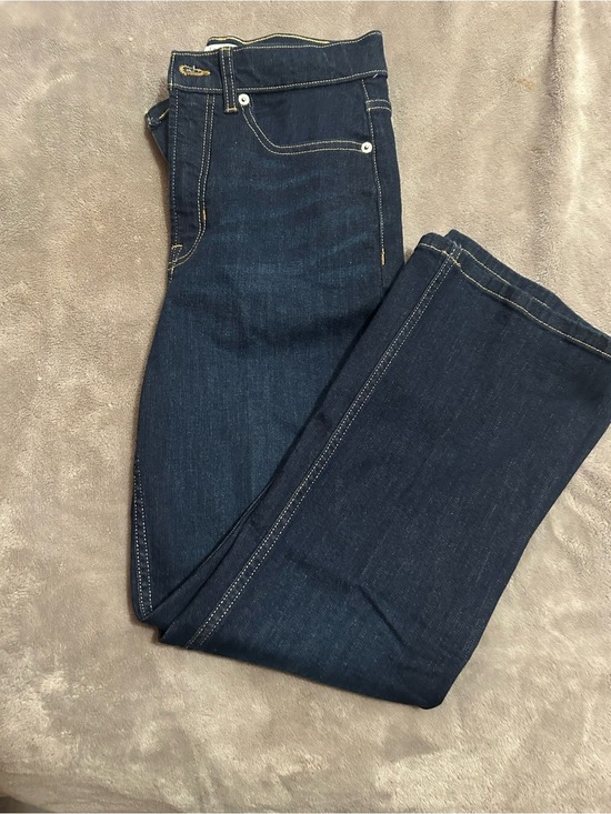 SPANX Denim - SPANX Womens Straight-Leg Jeans in Dark Indigo with Contrast Stitching